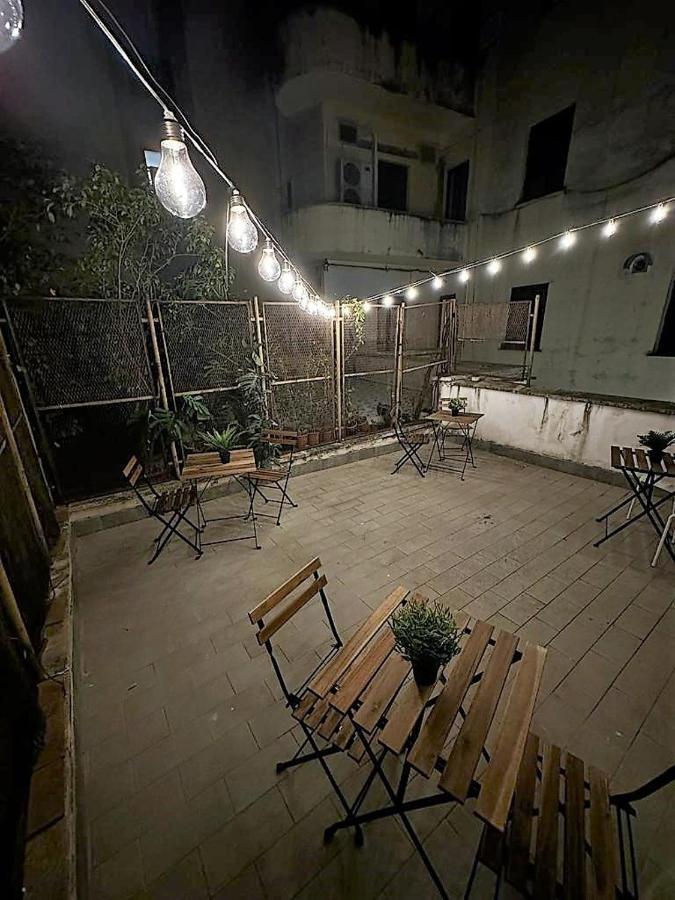 Hall Inn B&B In Chiostro Napoli Exterior foto