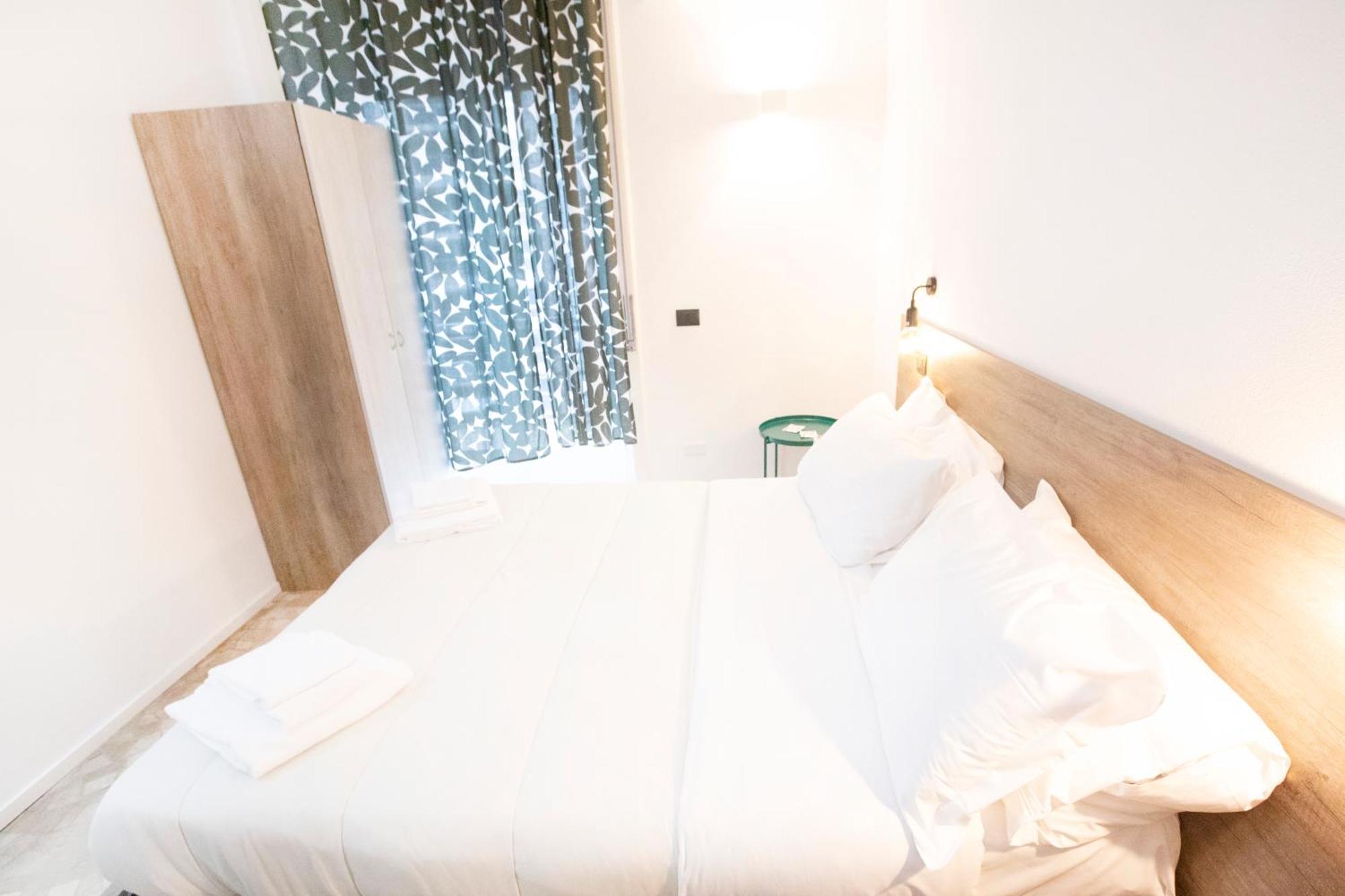 Hall Inn B&B In Chiostro Napoli Exterior foto