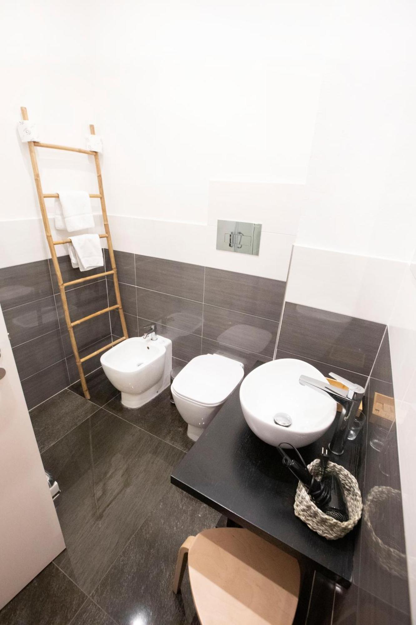 Hall Inn B&B In Chiostro Napoli Exterior foto
