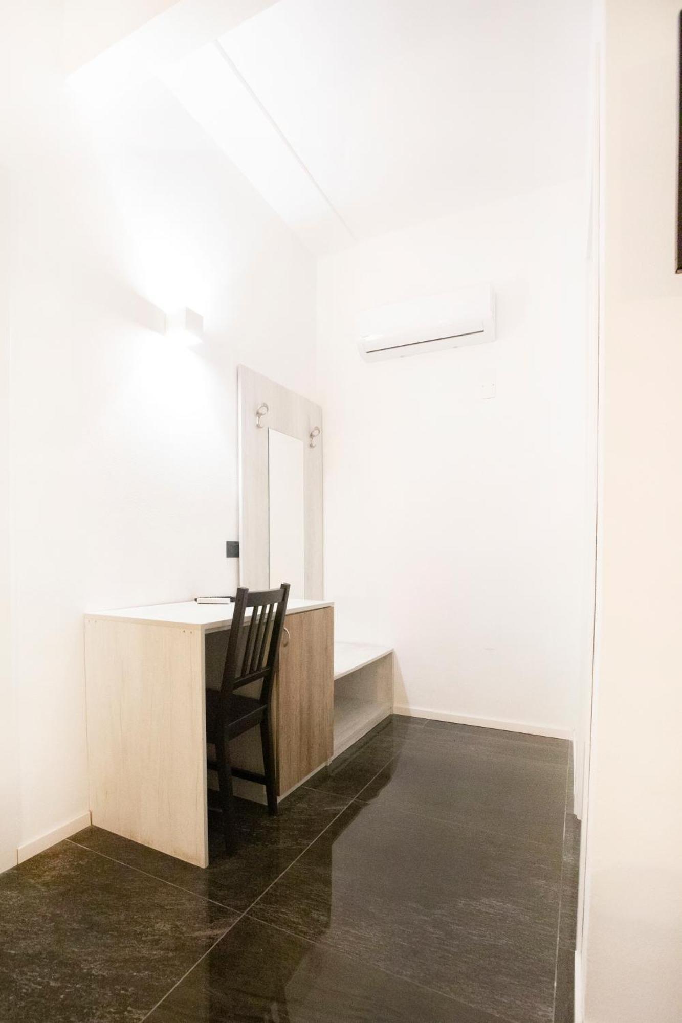 Hall Inn B&B In Chiostro Napoli Exterior foto